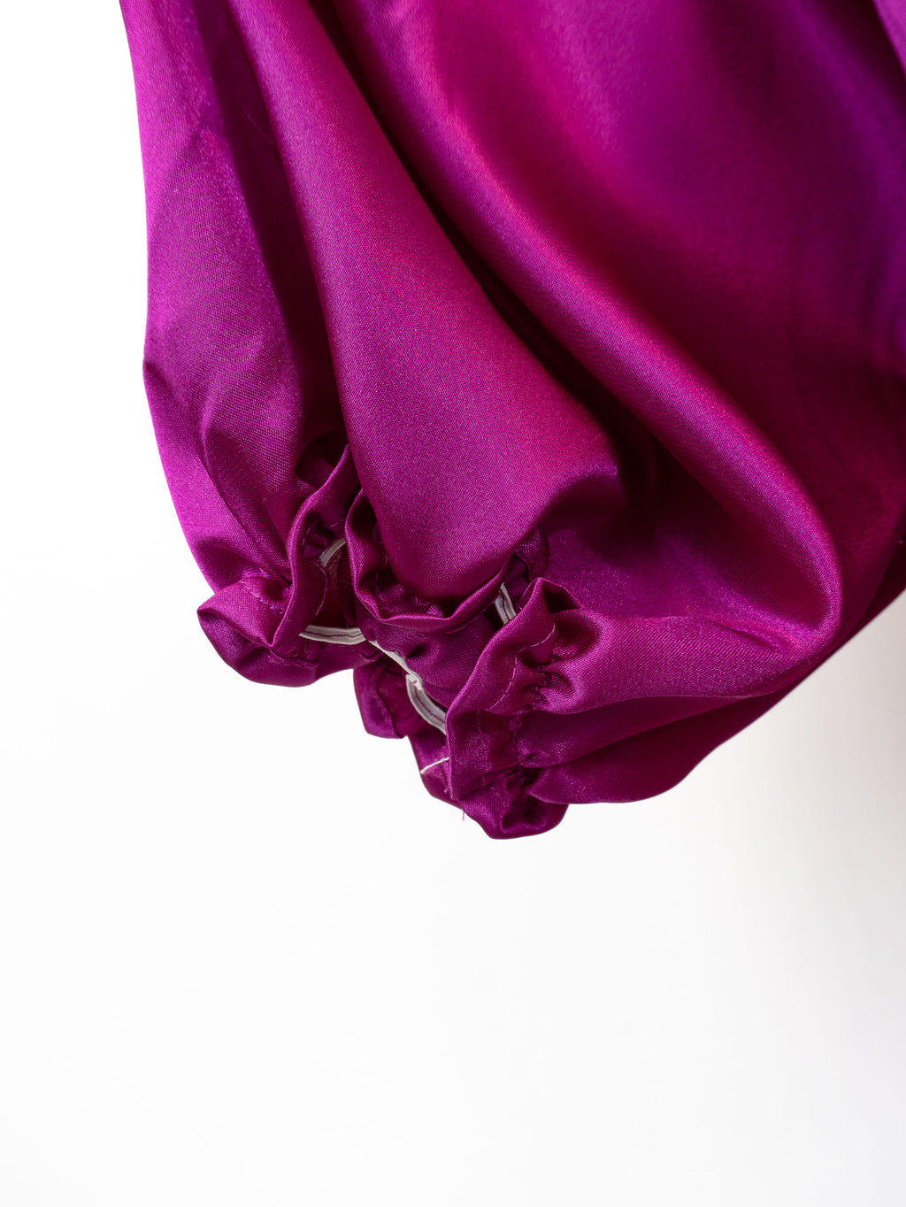 Body satin manche courte bouffante