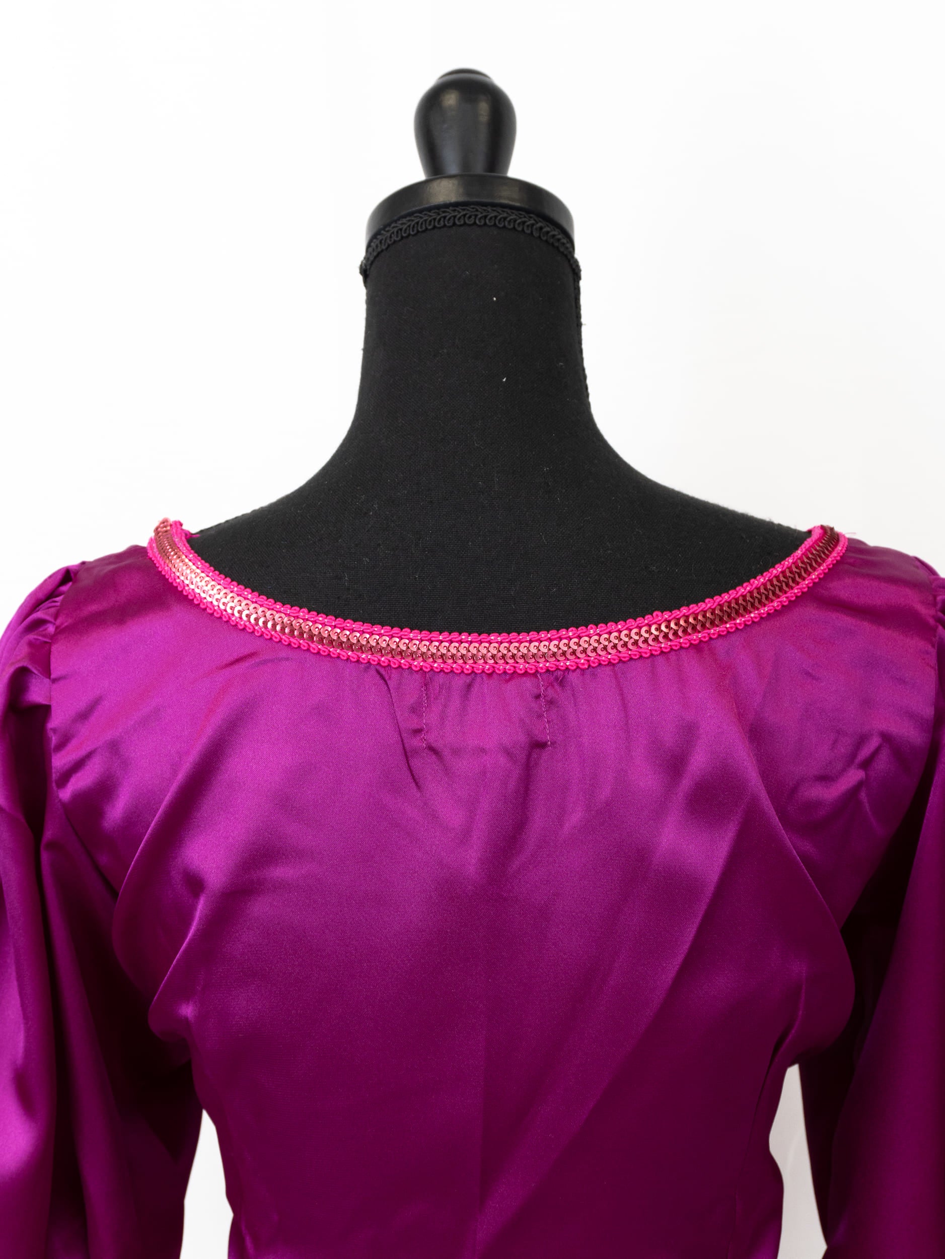 Body satin manche courte bouffante