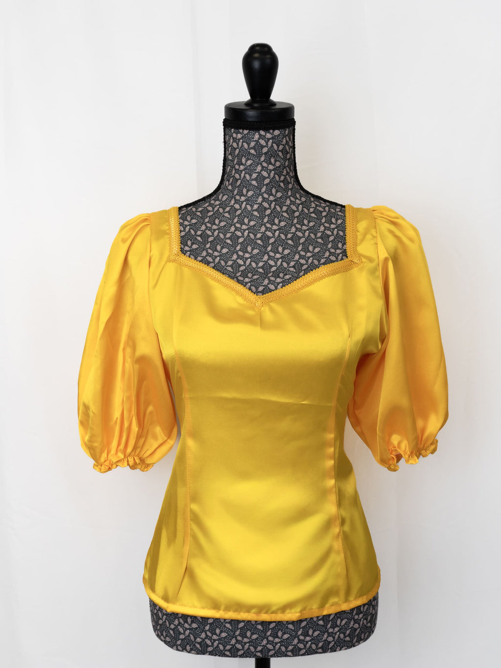 Body satin manche courte bouffante