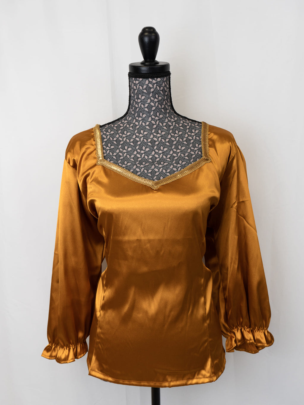 Body satin manche longue bouffante