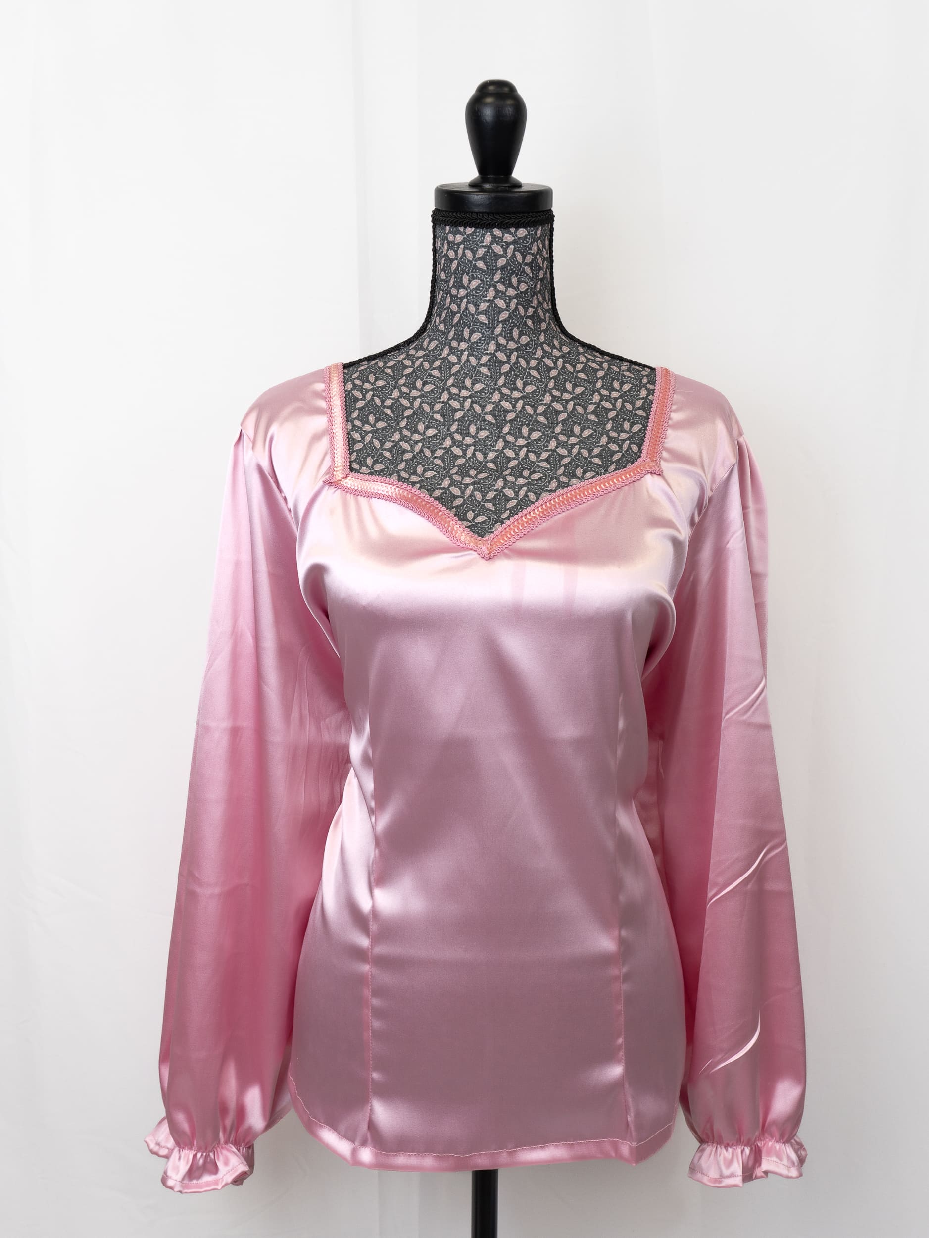 Body satin manche longue bouffante