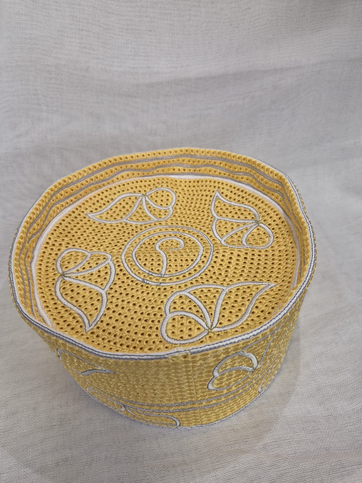 Kofia jaune