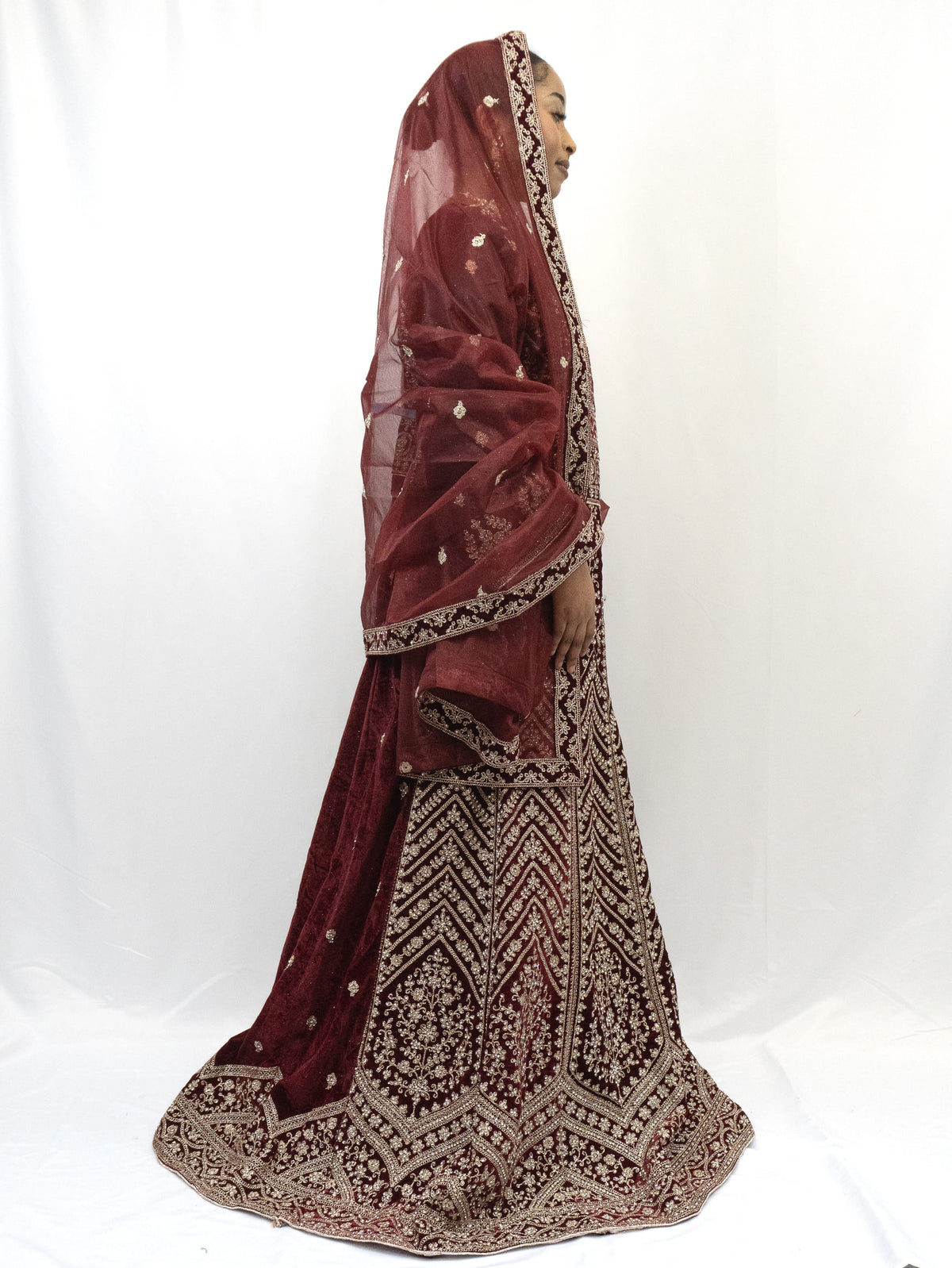 Robe Isla bordeaux